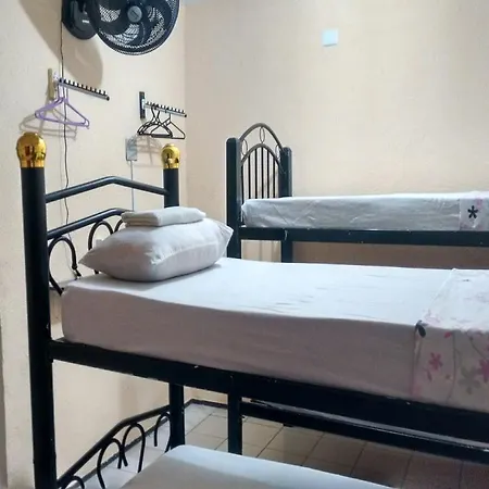 Casa de hóspedes Ilha Do Sol - Hostel & Pousada